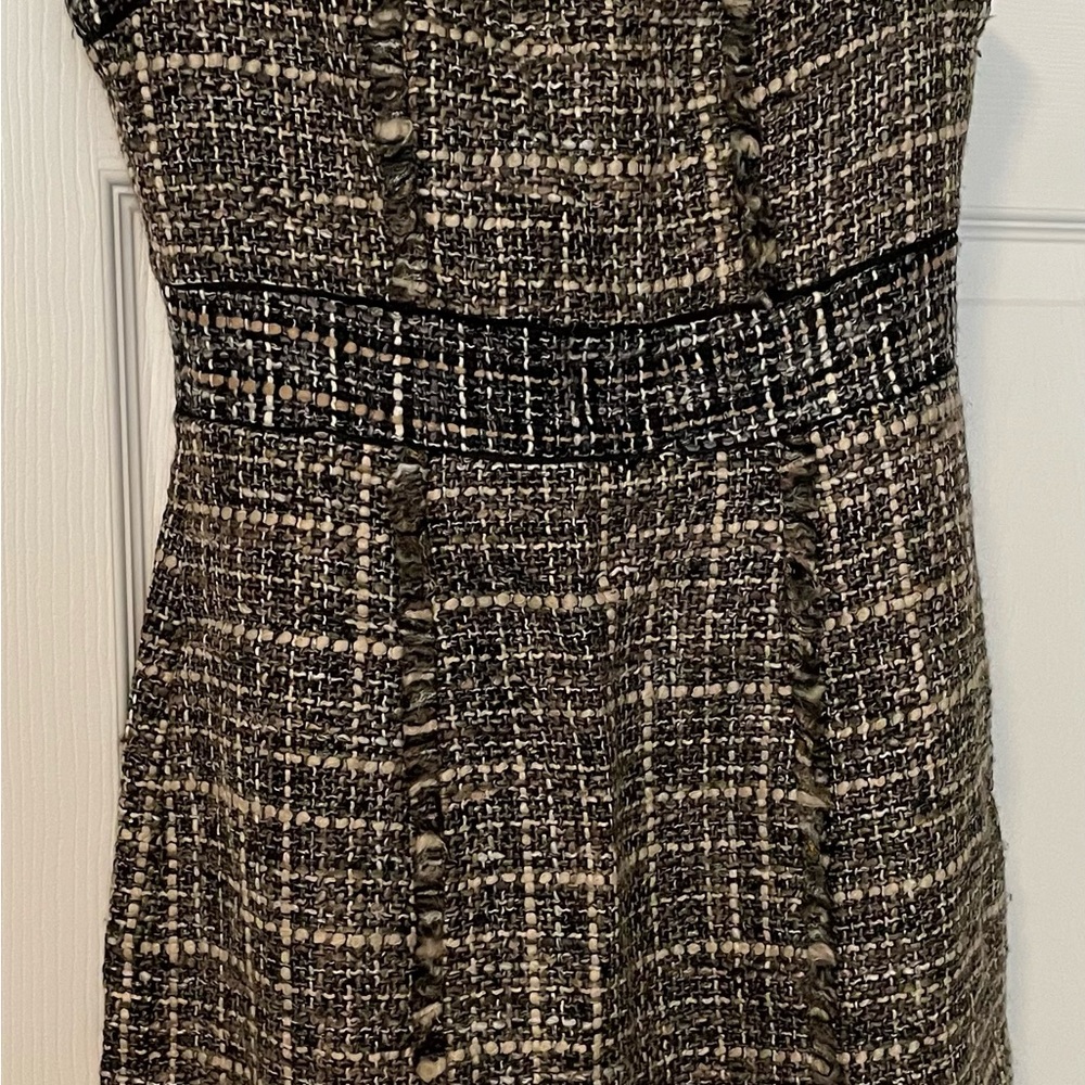 J Crew size 0 dress.  Thick material making it great for winter! - Picture 2 of 2